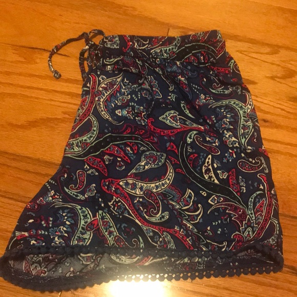 Hollister stretch shorts - Picture 3 of 4